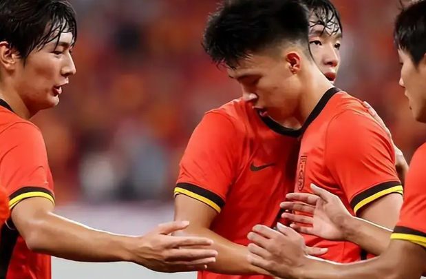 U17亚洲杯：中国男足2-0完胜澳大利亚，时隔22年重返决赛，将与日本争冠